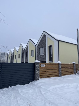 Таунхаус 4 кімнати з центразізованими комунікаціями 85000 $ - фото 1