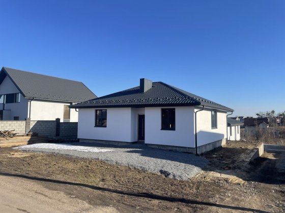 Стильна Американка в районі Каравану Ровно