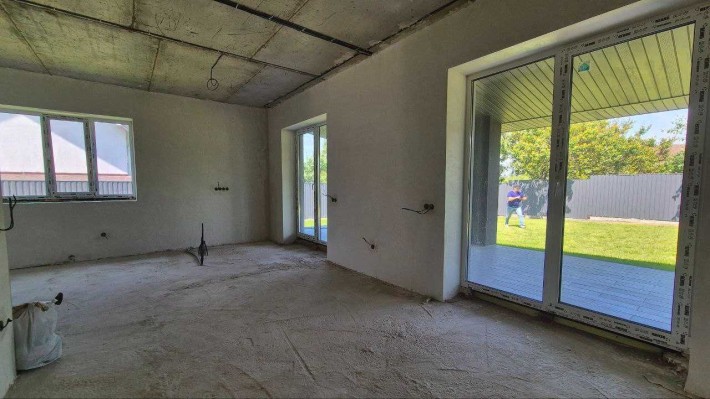 Будинок з чистовим напов,6 сот, зручна локація, без комісії з покупця - фото 1