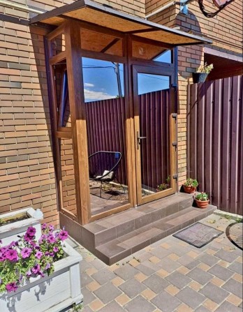 Продам 3-поверховий таунхаус у закритому котеджному містечку - фото 1