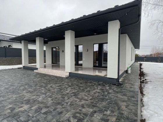 Продаж сучасного будинку з ремонтом та всіма комунікаціями! Рівне