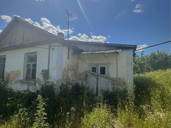 Продаж будинку біля Рівного,Бронники + два городи Рівне