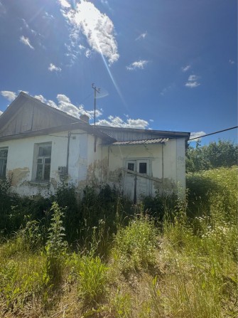 Продаж будинку біля Рівного,Бронники + два городи - фото 1