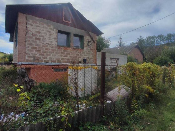 Продам дачу на Вороніна, ділянка 6 соток, поруч річка та ставки