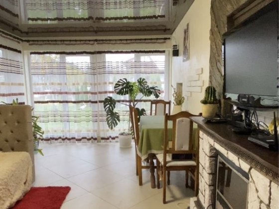 Продам будиночок в дачному масиві