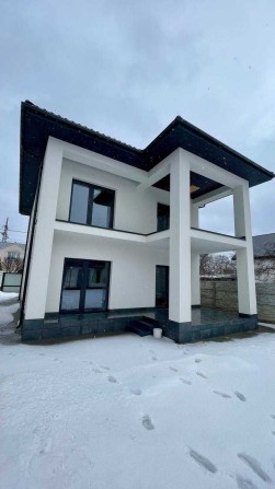 Продається якісно збудований двоповерховий будинок у м. Буча - фото 1