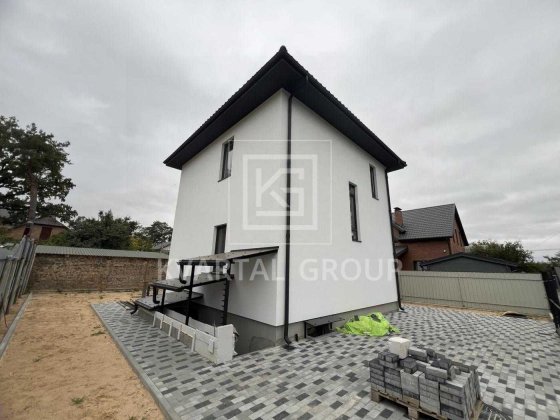 Будинок з укриттям  Ірпінь біля парку Дубки Ірпінь