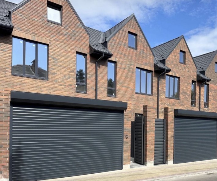 100 кв Таунхаус + мансарда. Сосновий ліс. Зручний виїзд - фото 1