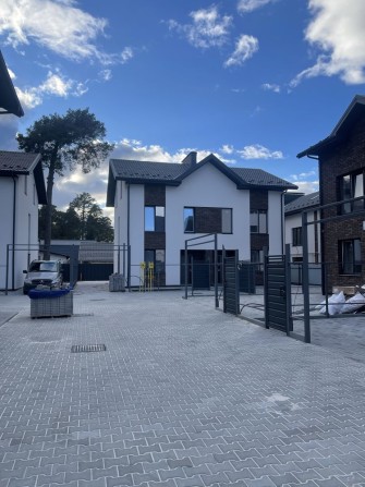 Дуплекс в центрі міста, всі комунікації центральні, газ - фото 1