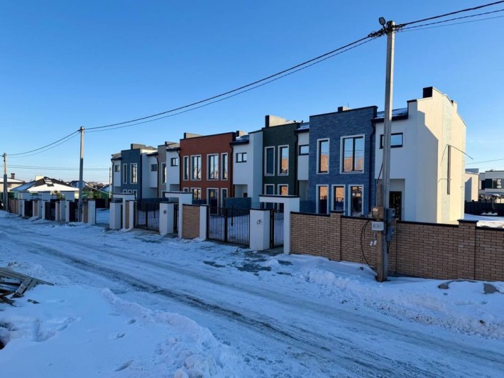 Стильний котедж з ідеальним плануванням у ЖК Amster - фото 1