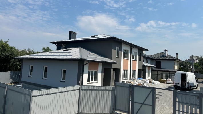 Одноповерховий таунхаус в Ірпені - фото 1