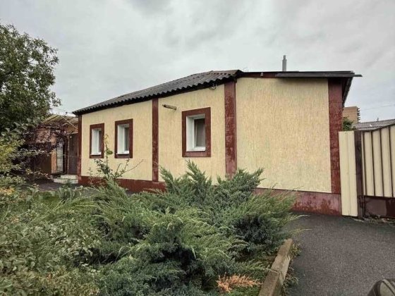 Частина будинку стадіон "Ворскла" з косметичним ремонтом Полтава