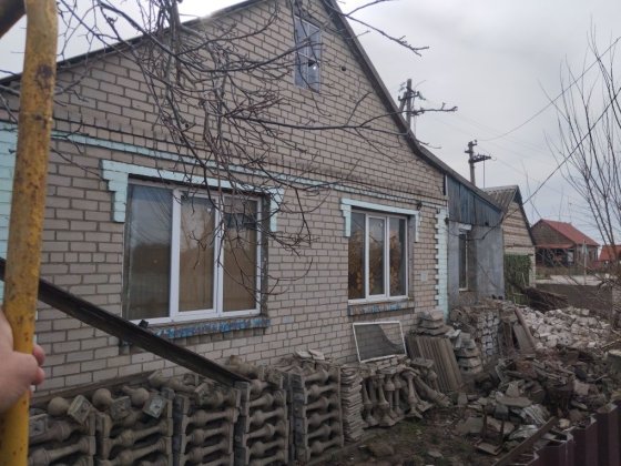 Продам Дом 102 квадра земля 9 соток  на трассе выкопан под фундамент Херсон