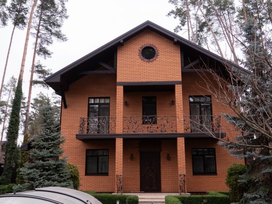 Продам будинок з газом та цією необхідною комплектацією Ирпень