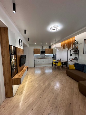 Котедж з ремонтом у районі Щасливого! Автон.Опалення, Без Комісії - фото 1