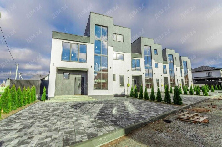 Новий рівень комфорту в Полтаві, таунхаус введений в експлуатацію - фото 1