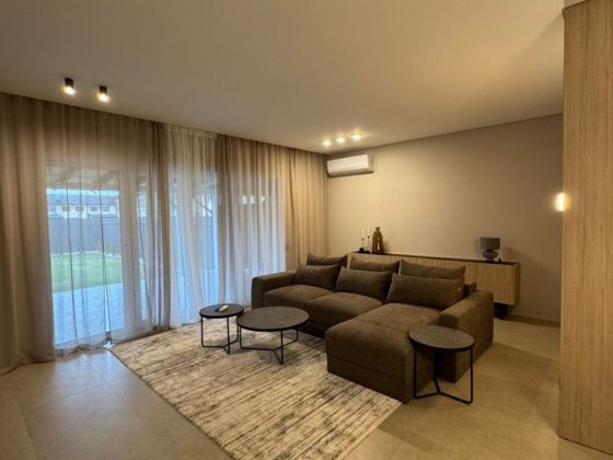 Продаж дизайнерського таунхауса в КМ New Village Ужгород