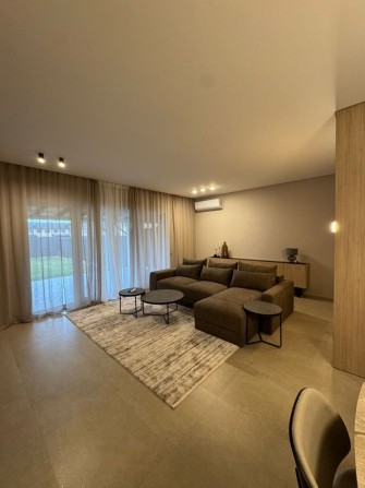 Продаж дизайнерського таунхауса в КМ New Village - фото 1