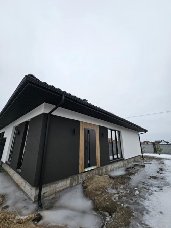 Продаж / Будинок / Сергія Голубєва, Щасливе, Рівне - фото 1