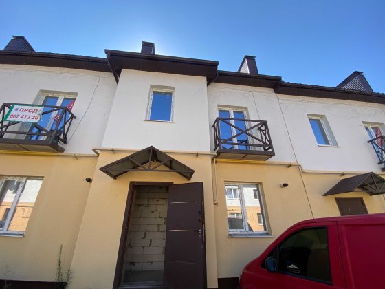 Сучасний ЖК біля пляжу Черкас. Таунхаус з можливістю збільшення площі Черкаси