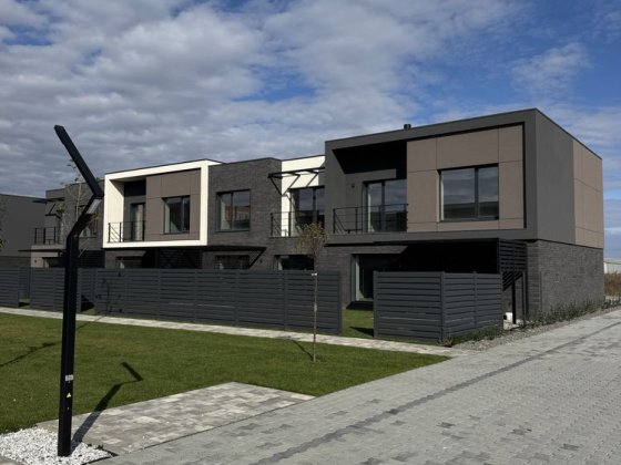 Продаж НАЙЯКІСНІШИХ в місті таунів район Кварц Чернівці