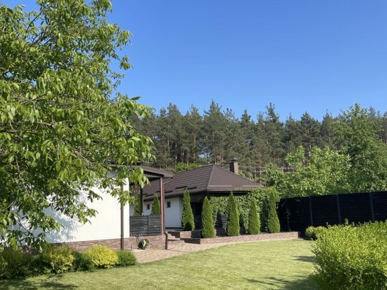 Будинок за містом Черкаси