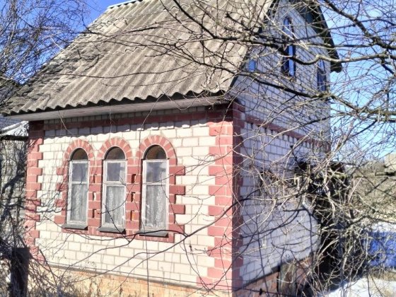 Дача з ГРУБОЮ неподалік траси Чернигов