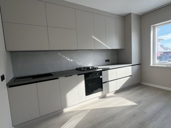 Продаж котеджа з ремонтом та газовим опаленням Рівне