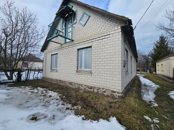 Будинок на великій земельній ділянці у гарному місці, р-н Дахнівка Черкассы