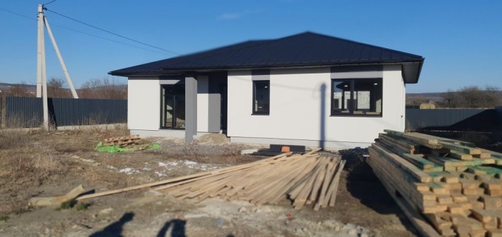 Продаж житлового будинку - фото 1