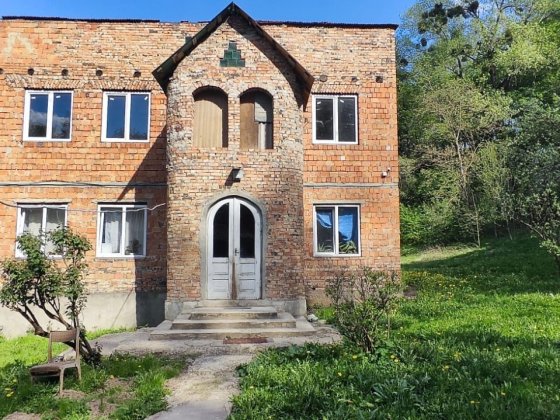 Продаж Будинка,в місті р-н Фастівської Чернівці