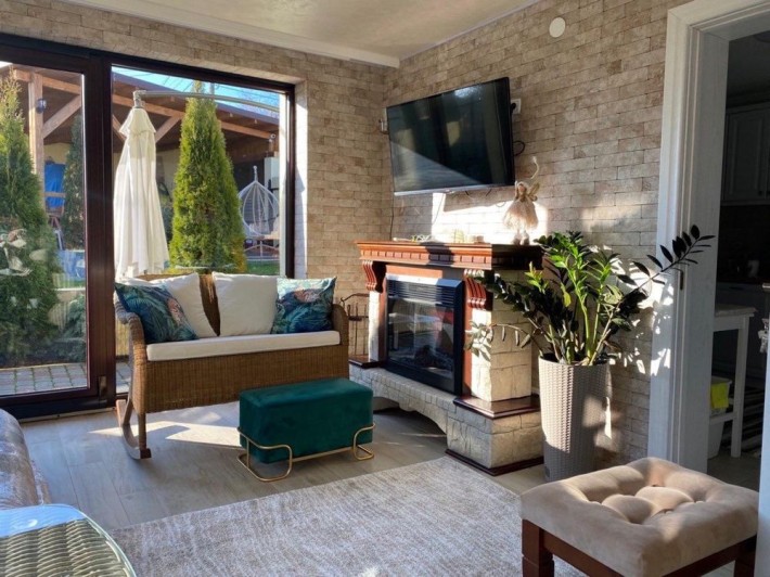 Продаж будинку вул. Висока - фото 1