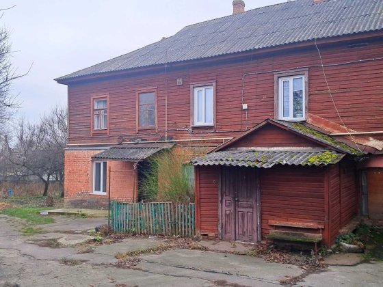 Продам частину будинку в історичній частині Чернігова район ВАЛ СМ Чернигов