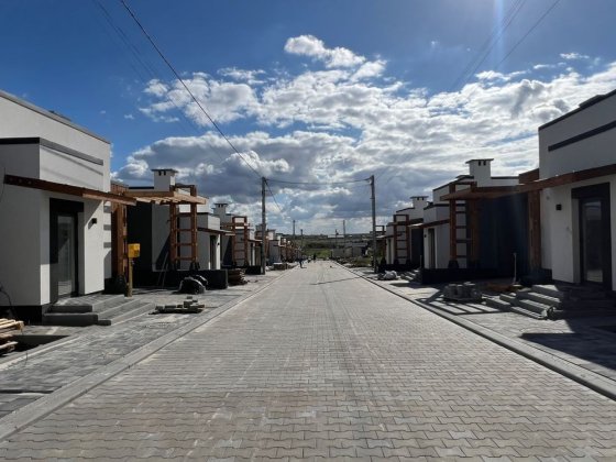 Продам котедж із хорошою якістю будівництва. Всі міські мережі! Рівне