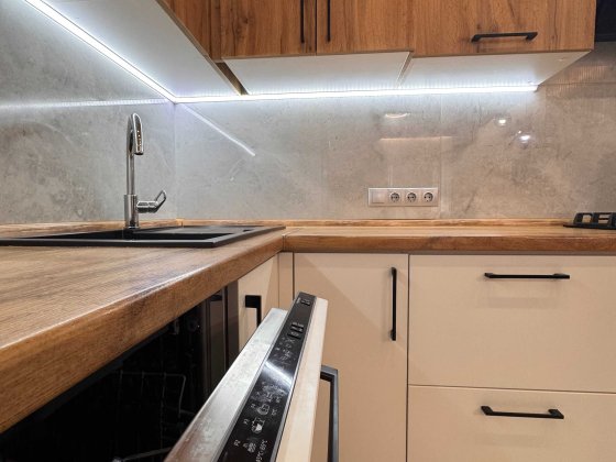 Продам котедж з ремонтом. Щасливе. Без комісії для покупця.