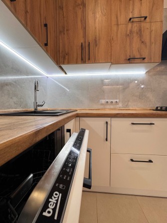 Продам котедж з ремонтом. Щасливе. Без комісії для покупця. - фото 1