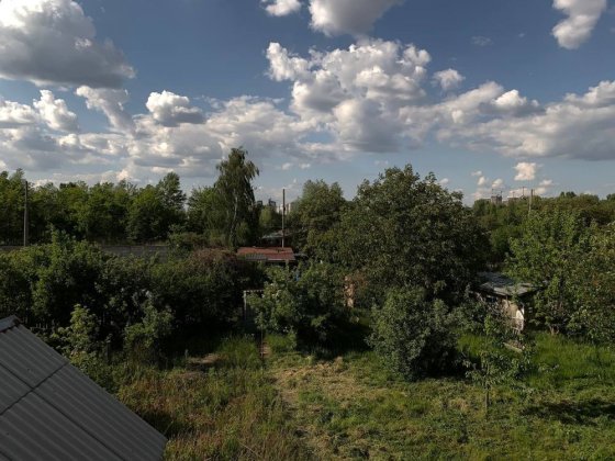 Продаж будинку та ділянки , 6 соток ,11 хв від метро Славутич Киев