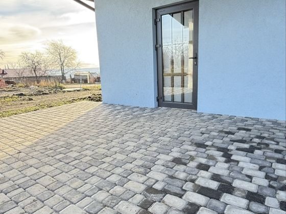 Продаж нового будинку 117 м² + 7 соток землі Чернівці