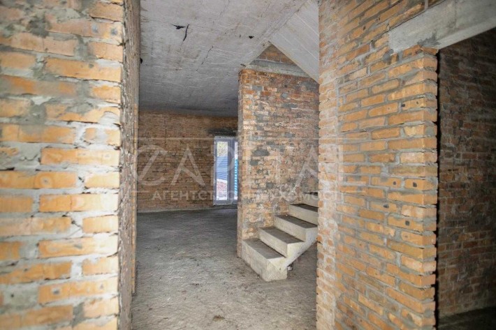 Продаж будинку біля метро Житомирська - фото 1