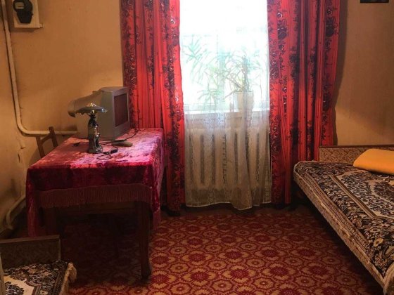 Продаю Ч/ДОМ 60.7м2 на 4комн.Зем.7сот.Рн ЦЕНТР,Кр.Площадь,ВАЛ, р.Десна Чернигов