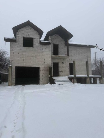 Продається незавершений двоповерховий будинок Р-н вул. Заставнянської - фото 1