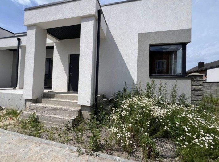 Продам кутовий котедж масив Макарова - фото 1