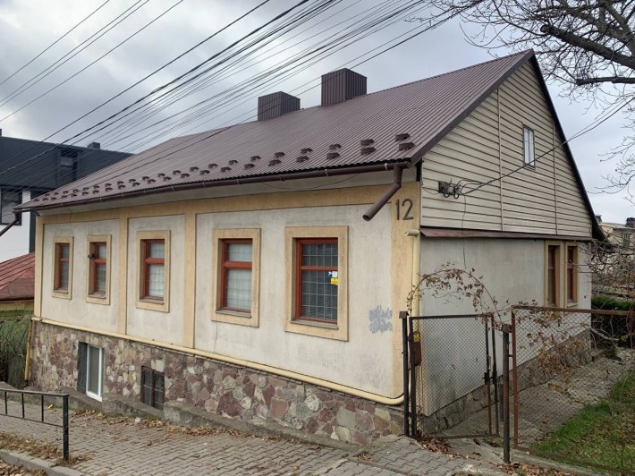 МІ Будинок в самому центрі Чернівців з приватизованою ділянкою 6 соток - фото 1