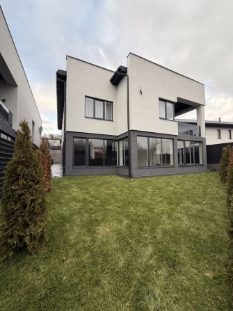 Продаж будинку, червениця - фото 1