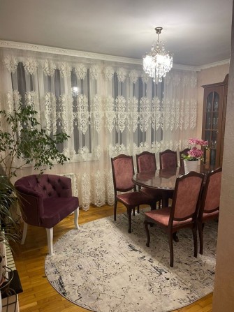 Продається будинок в центрі міста - фото 1