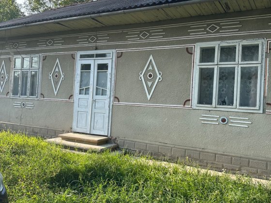 Продам будинок у Вижницькому районі Чернівці