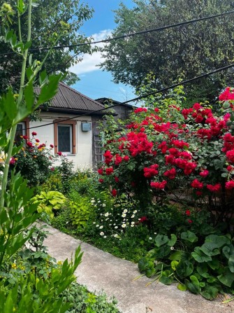 ТНРМІНОВИЙ  ПРОДАЖ затишного  будинку р-н площі  700річчя - фото 1