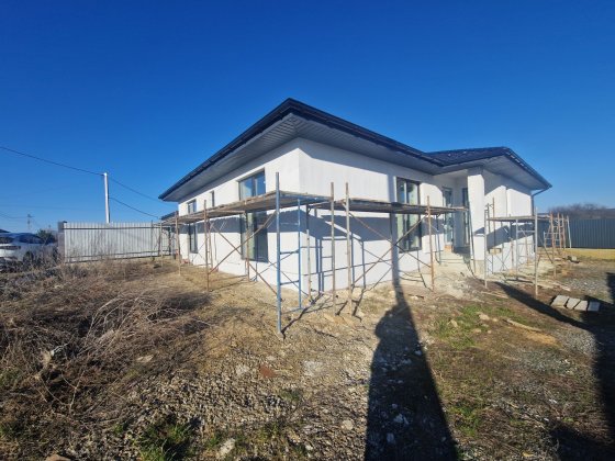 Продаж будинку табла Ужгород