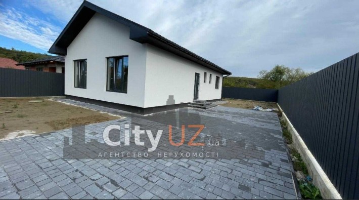 Продається будинок в Ужгороді - фото 1