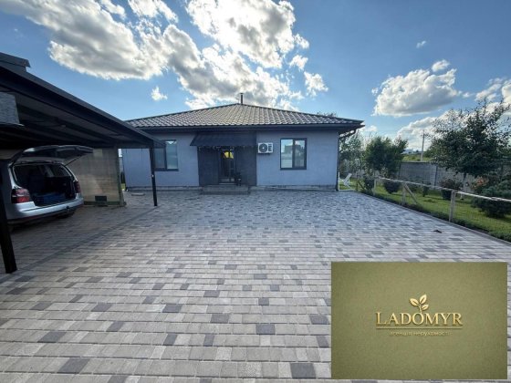 Продаж / Будинок / масив Київський, Зоопарк, Рівне Рівне